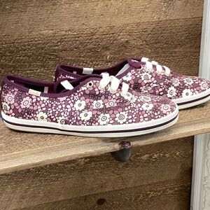 Kate Spade New York Floral Canvas Sneakers – Purple & White – Women’s Size 6.5